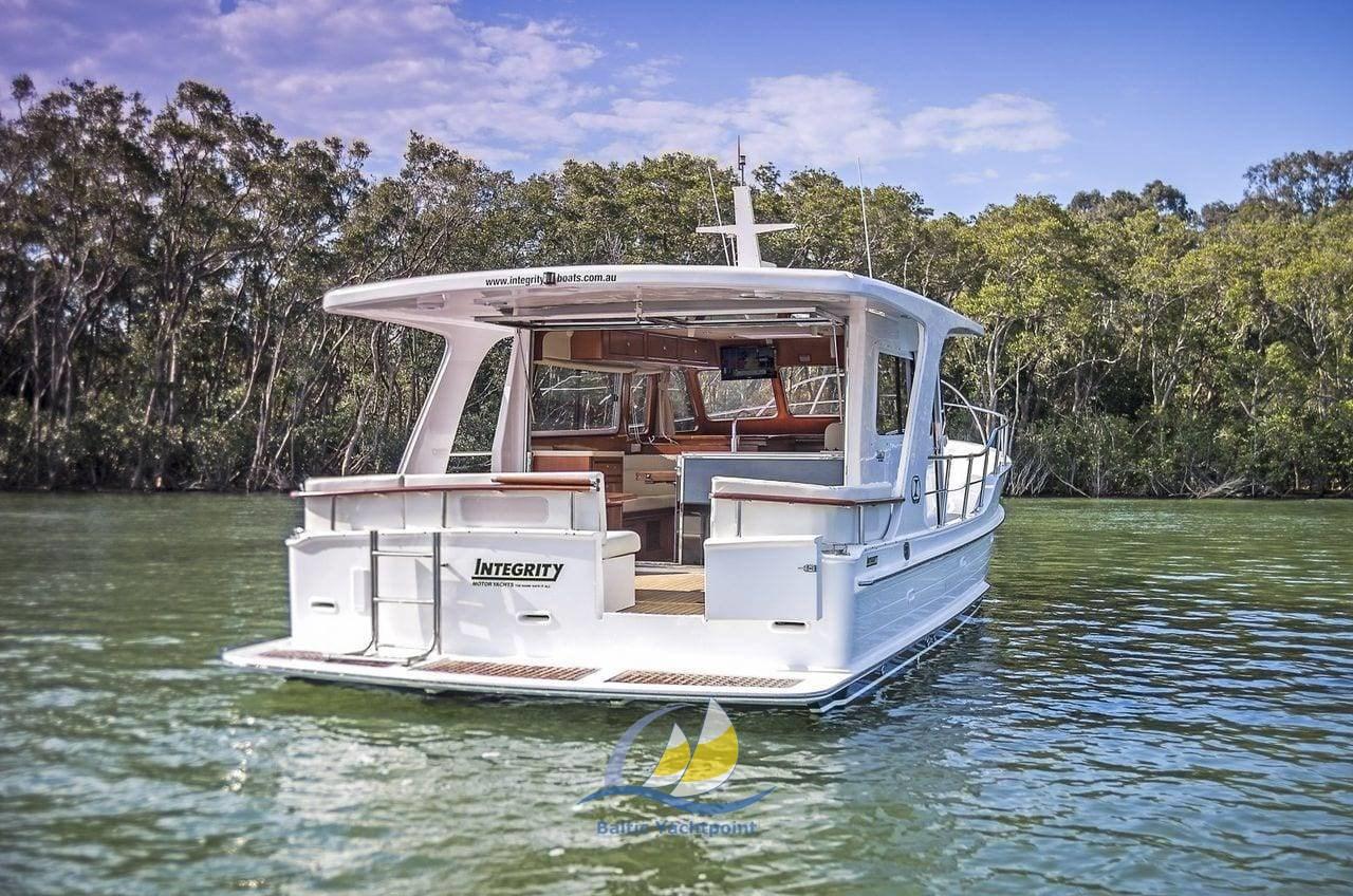 integrity motor yachts Integrity 380 sedan