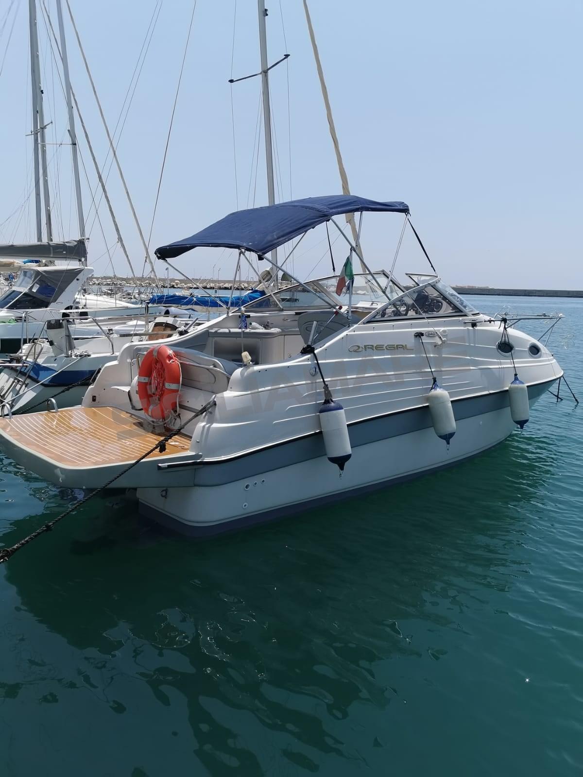 regal marine Commodore 242