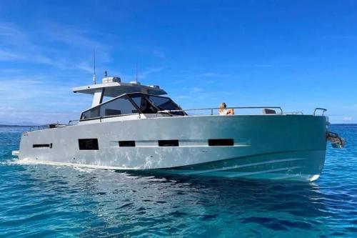 Med yachts med52