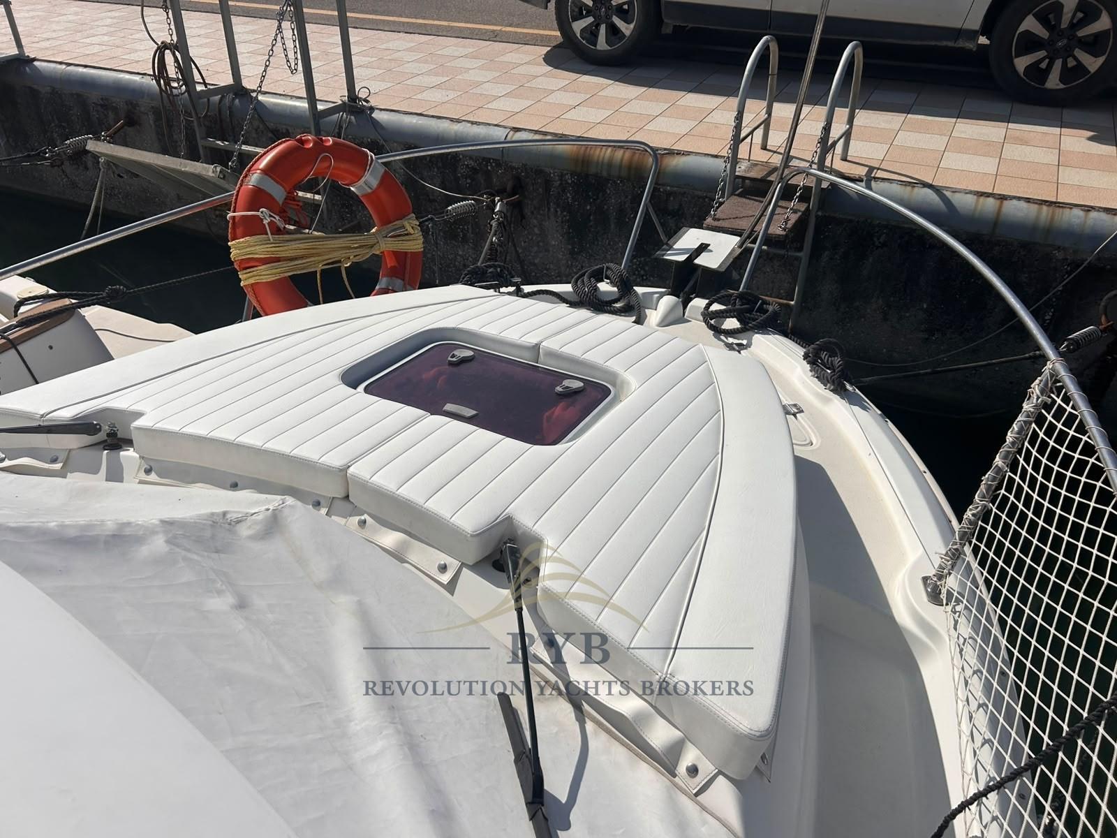 beneteau Antares 6