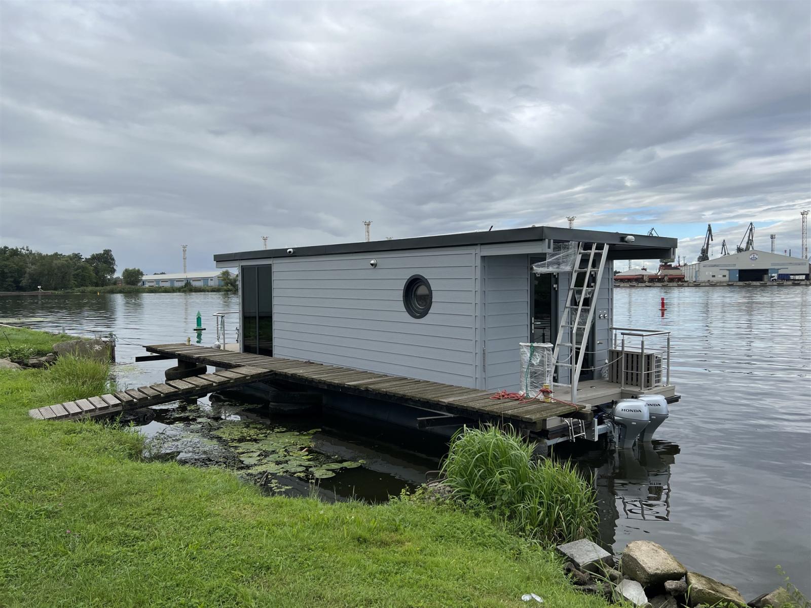 aqua-house Hausboot harmonia 340l