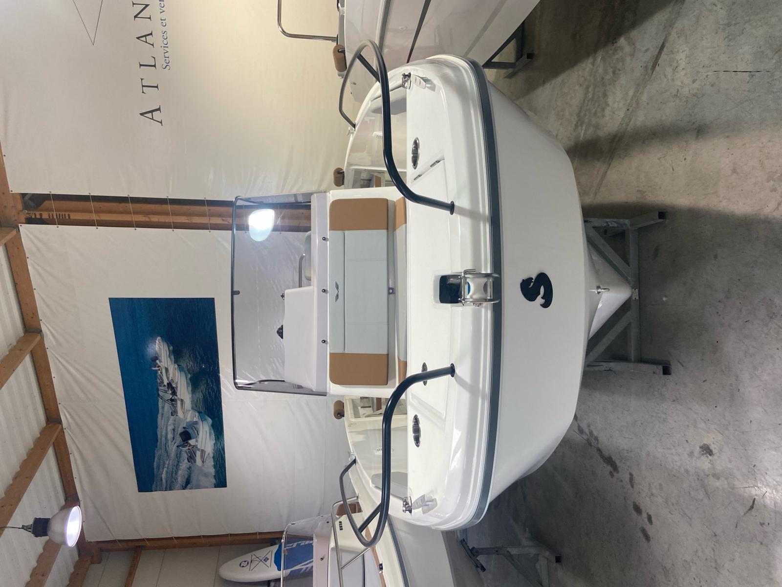 beneteau Flyer 7 spacedeck