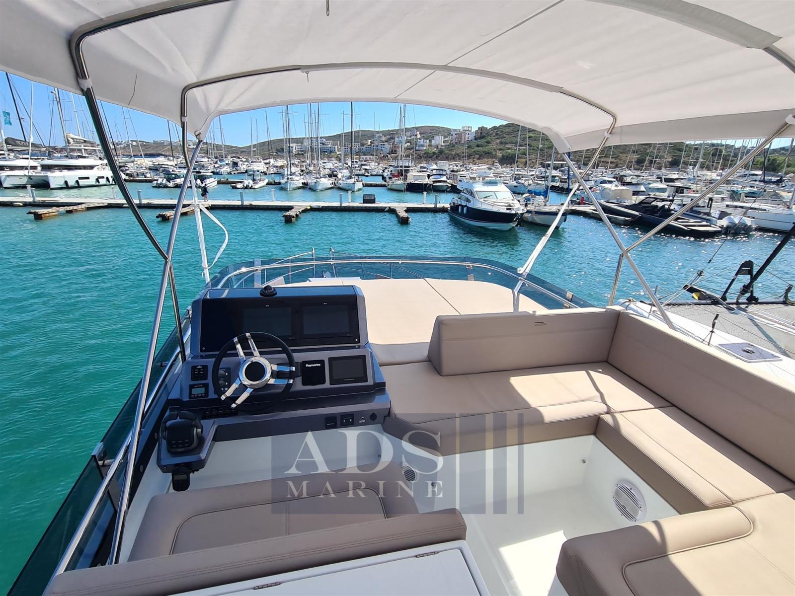 galeon 500 fly