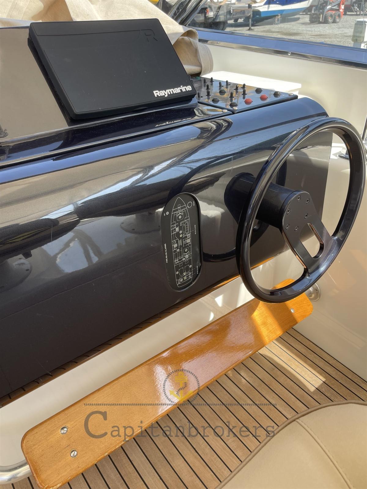 cantiere arno Leopard 23