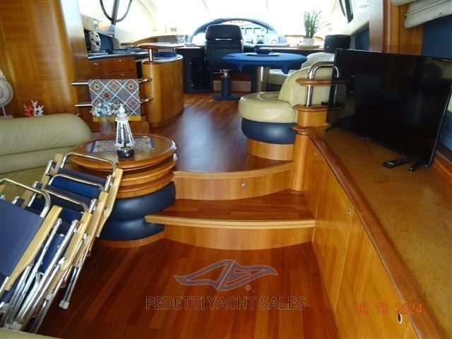 azimut 55 flybridge