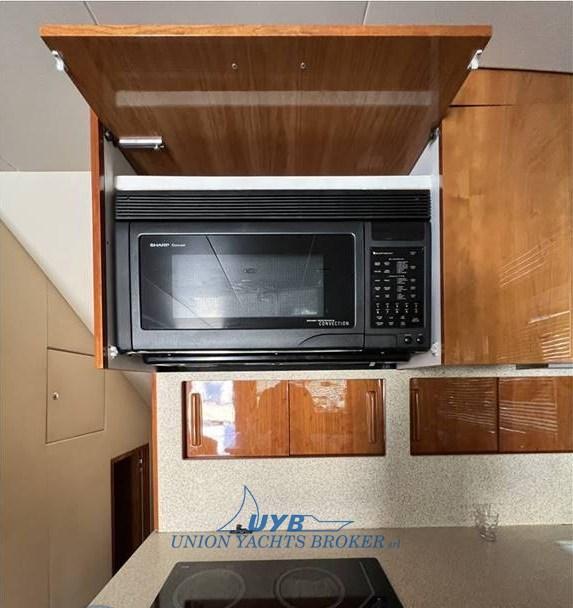 hatteras 50 convertible