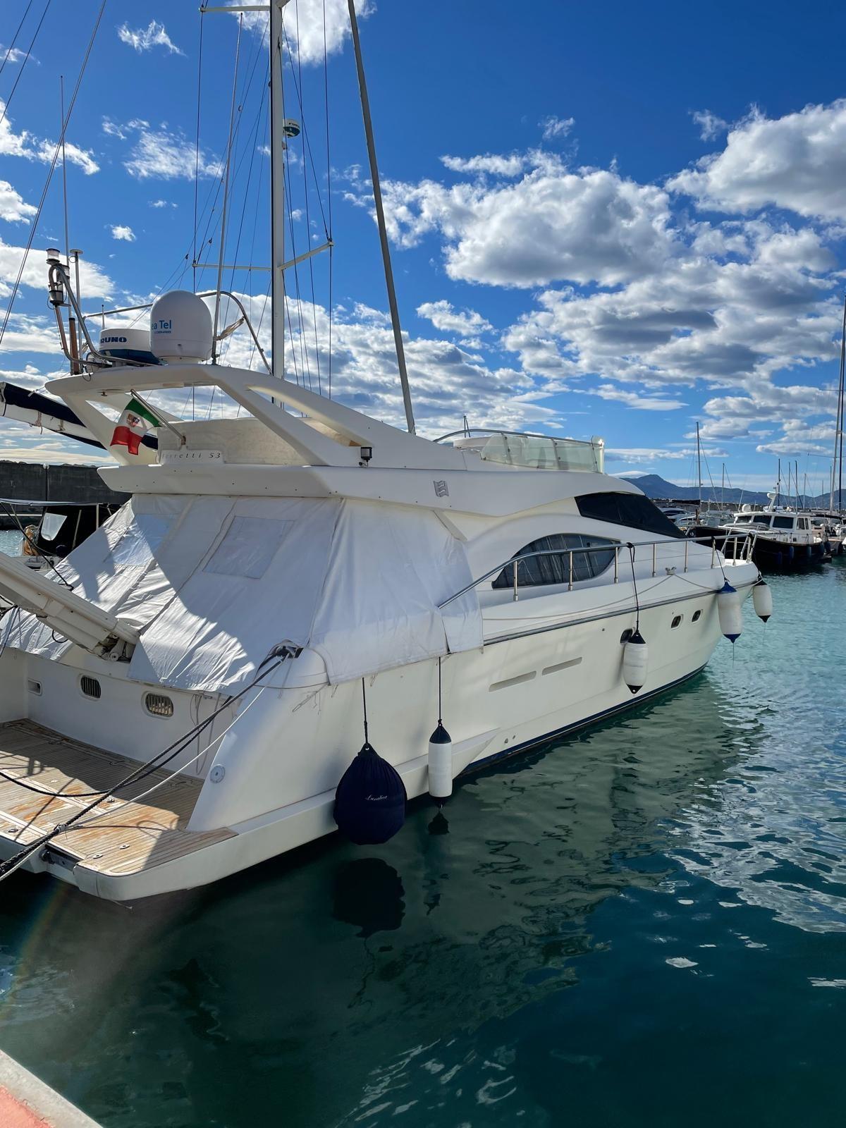 ferretti yachts Ferretti 53 fly