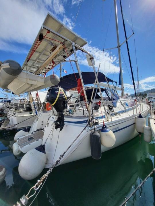 bavaria yachts Vision 44