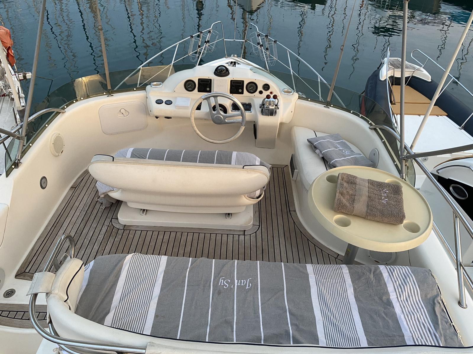 sealine 350 fly