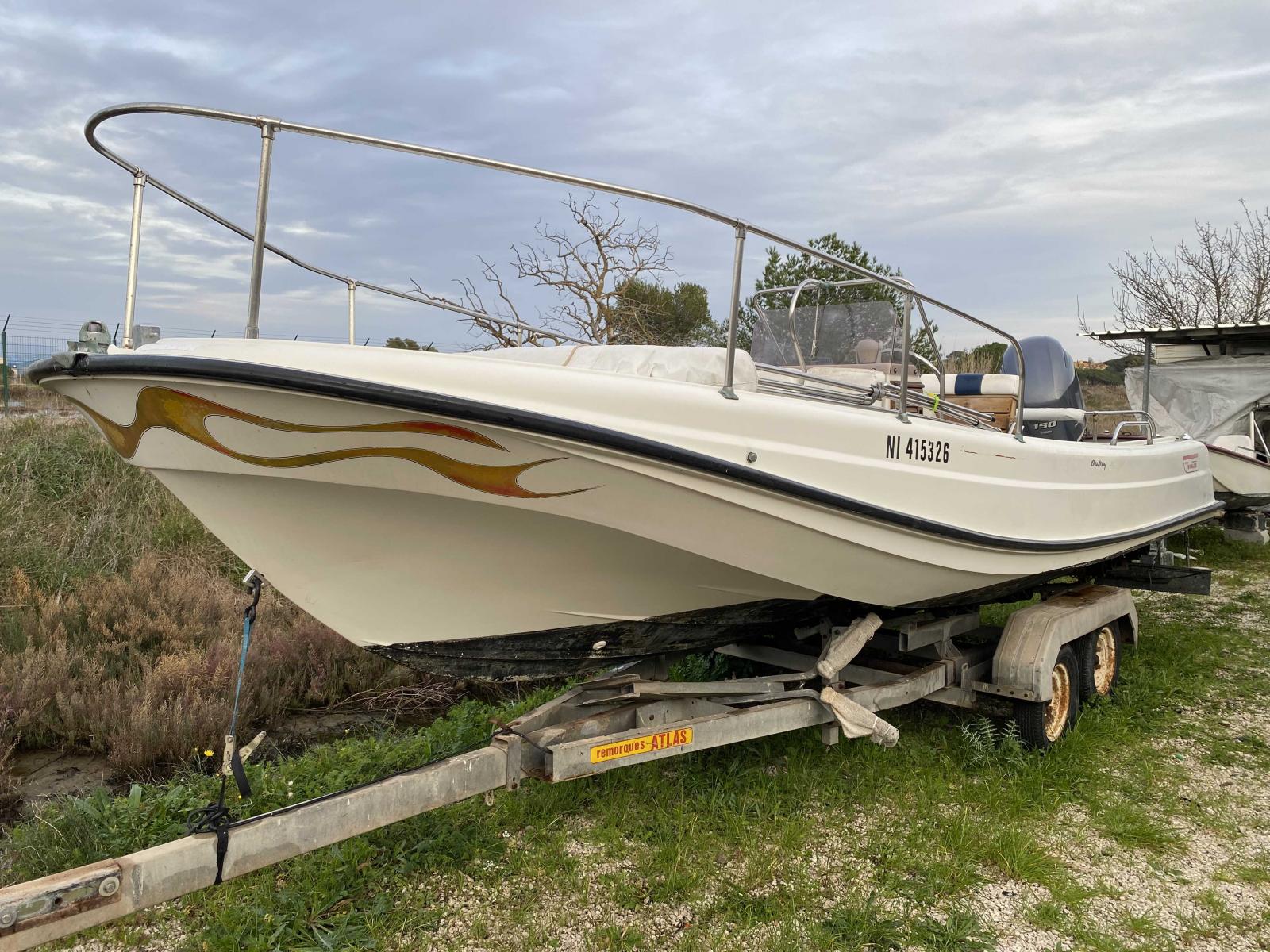boston whaler 21 outrage