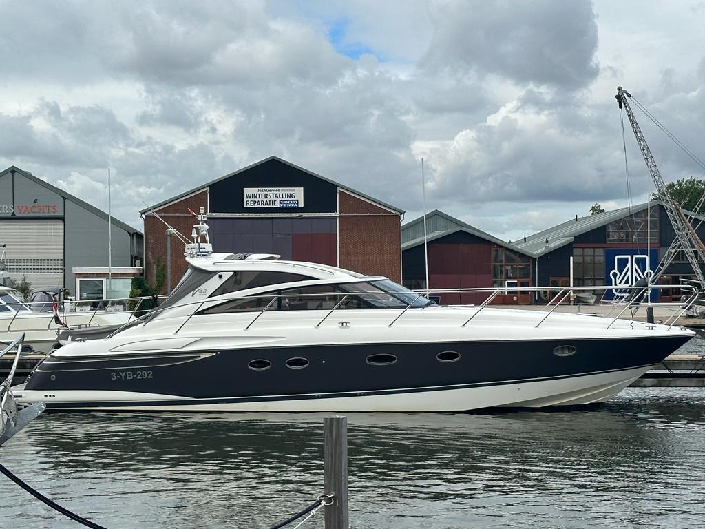 princess yachts V 48