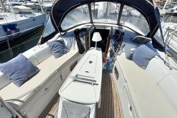 beneteau Oceanis 43