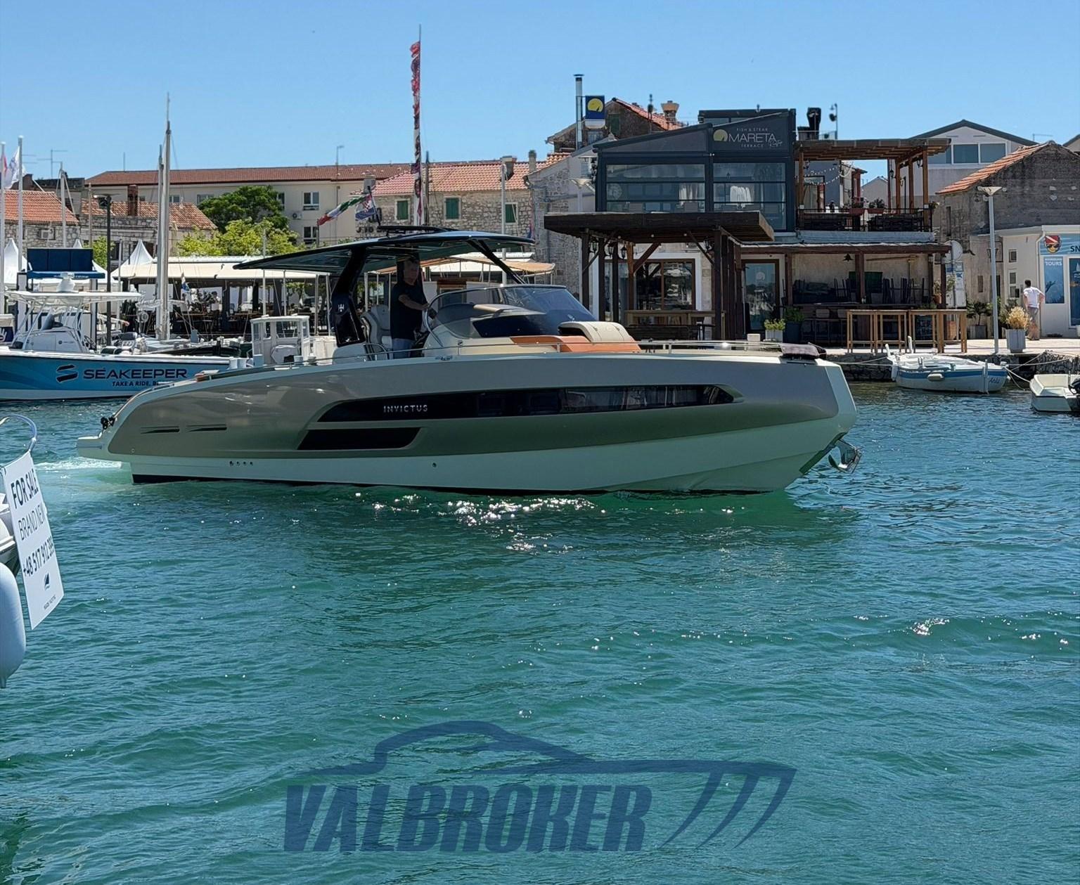invictus Gt320
