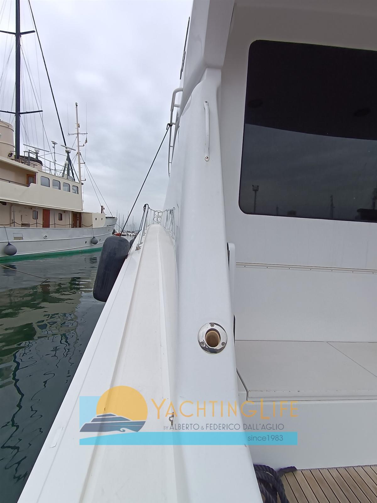 hatteras 64 convertible