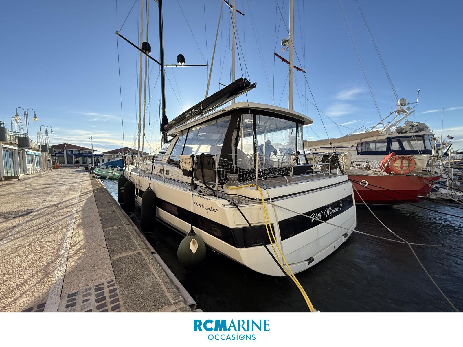 beneteau Oceanis yacht 62