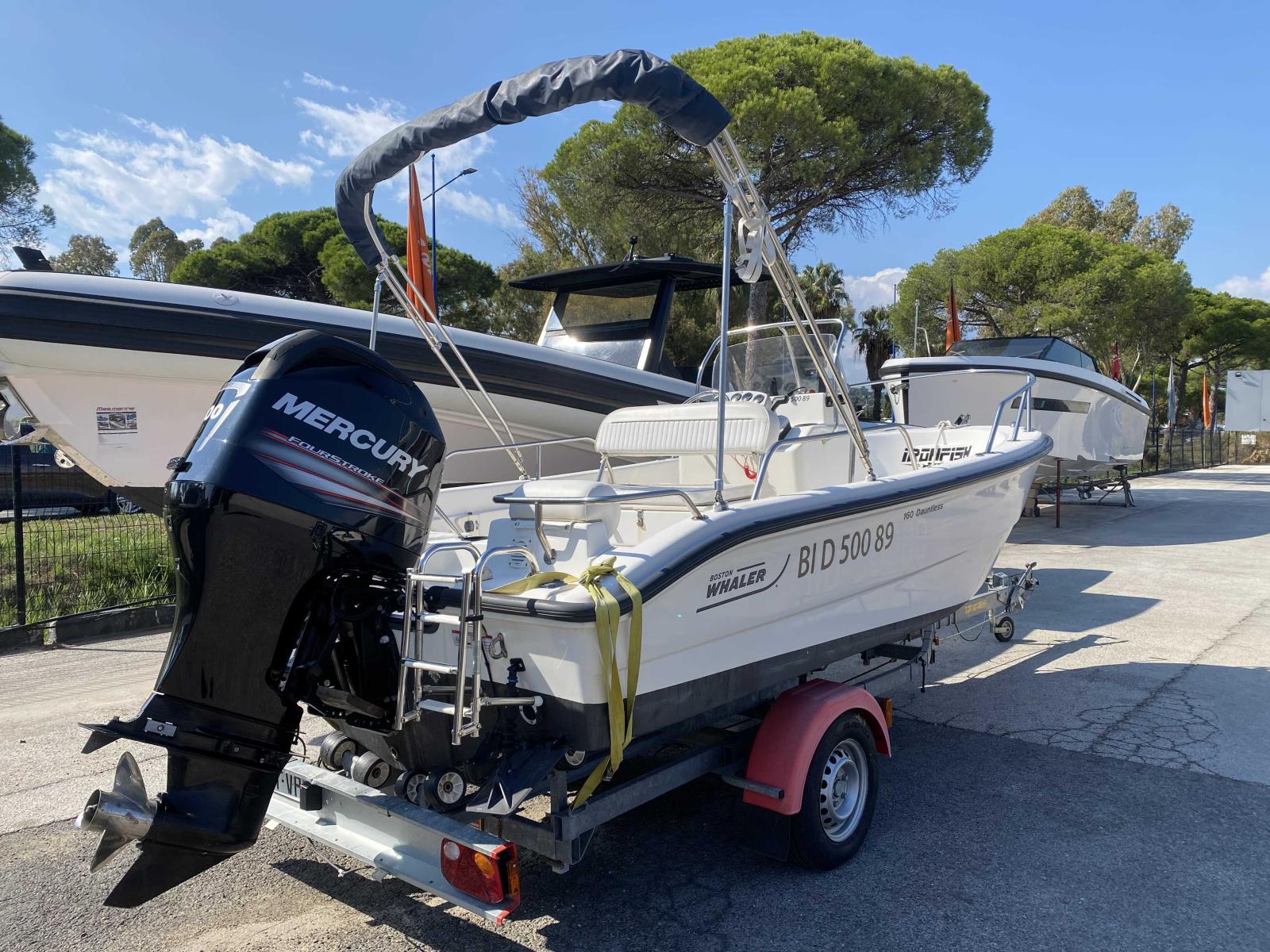 boston whaler 160 dauntless