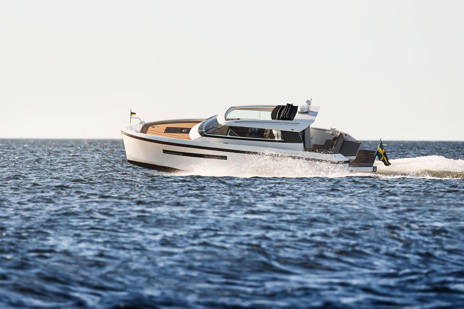 delta powerboats 33 coupe