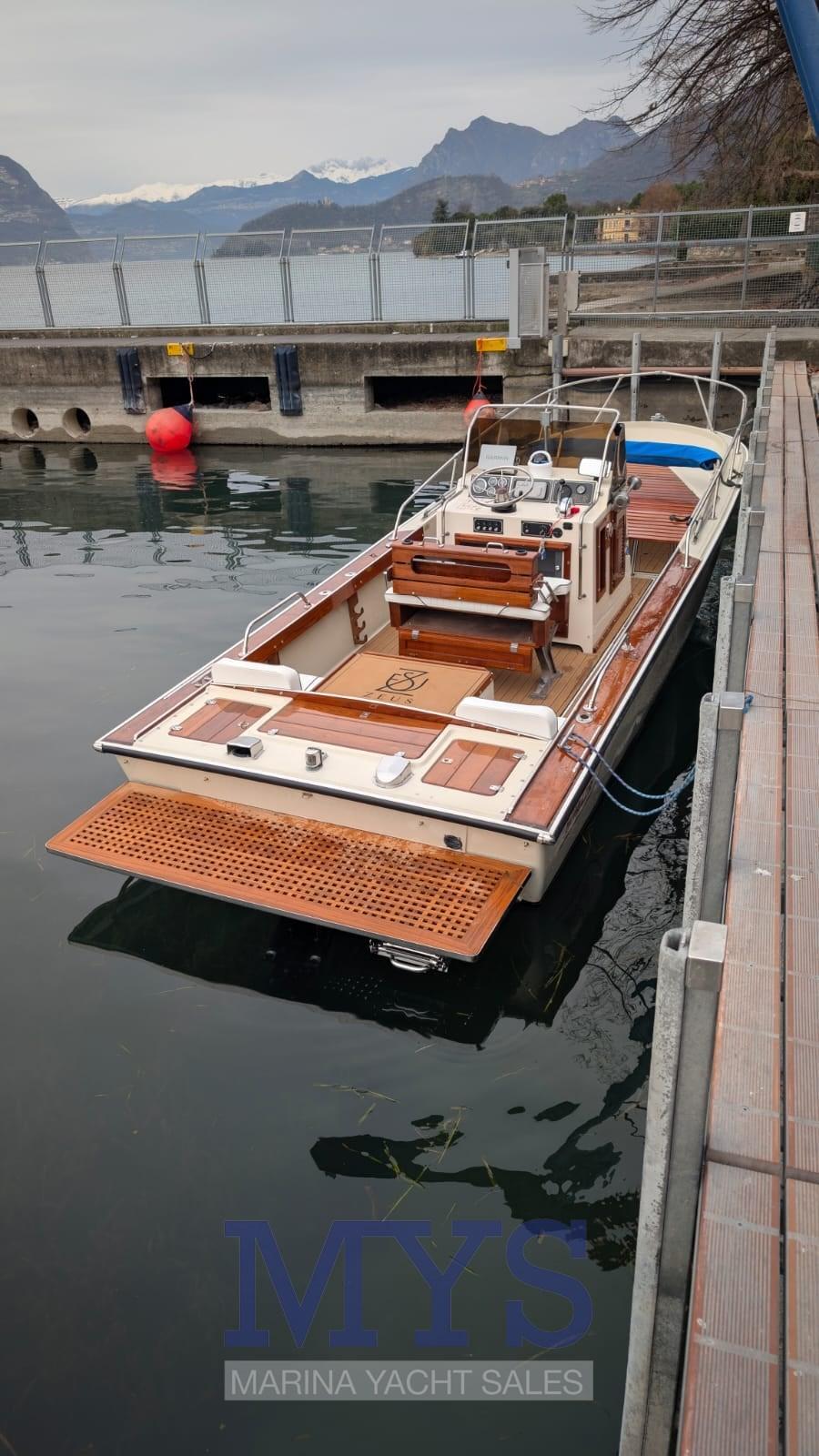 boston whaler 22 outrage