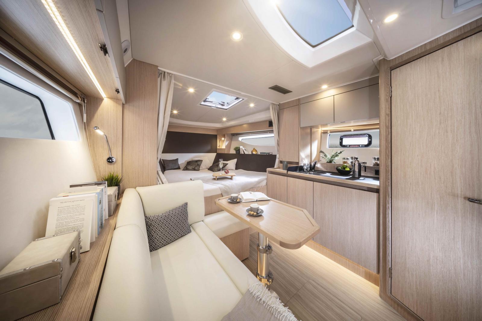 bavaria yachts Sr 35 open top