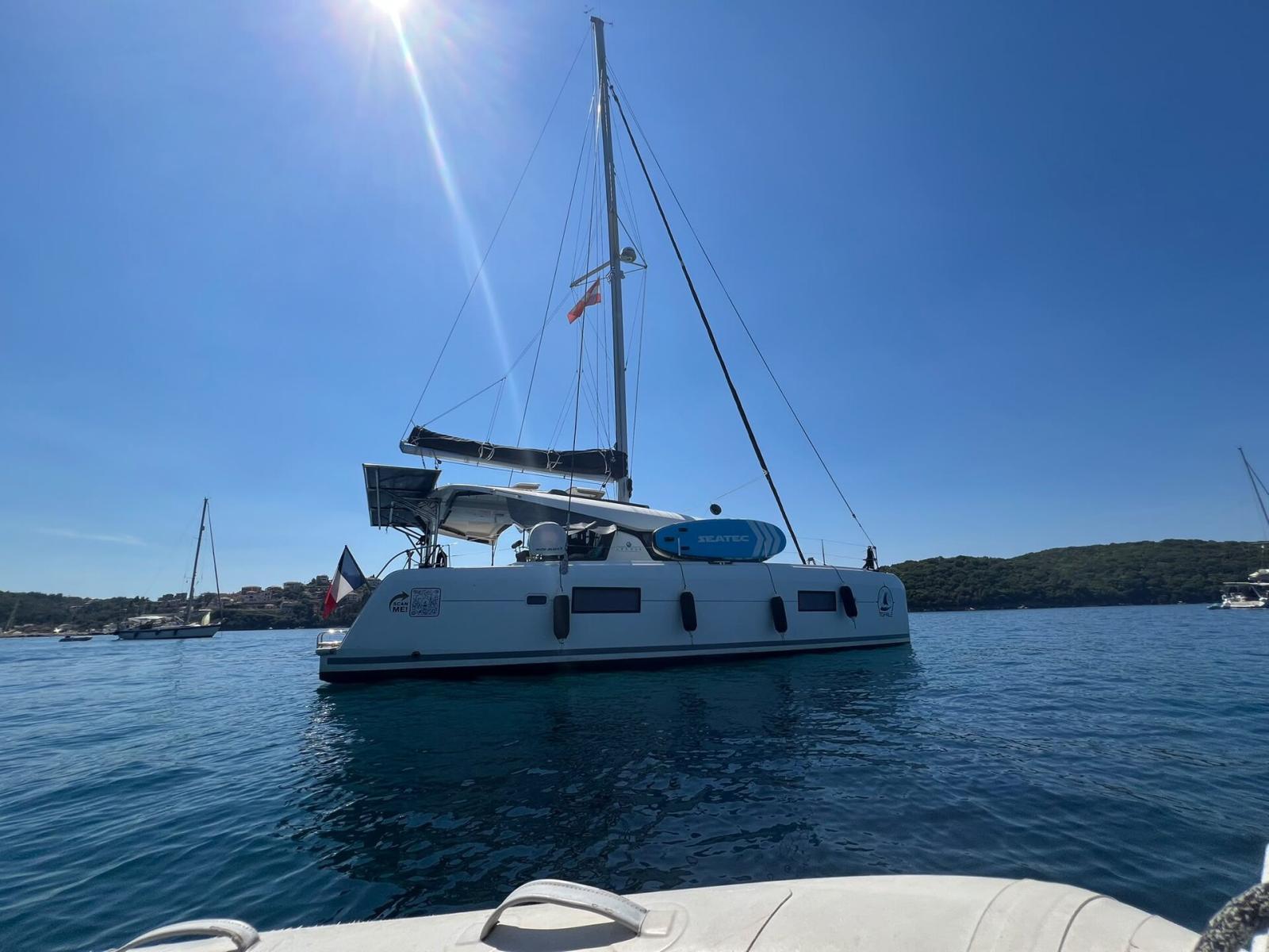 lagoon 42