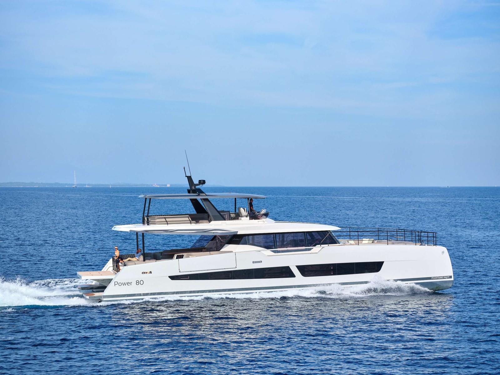 fountaine pajot Power 80