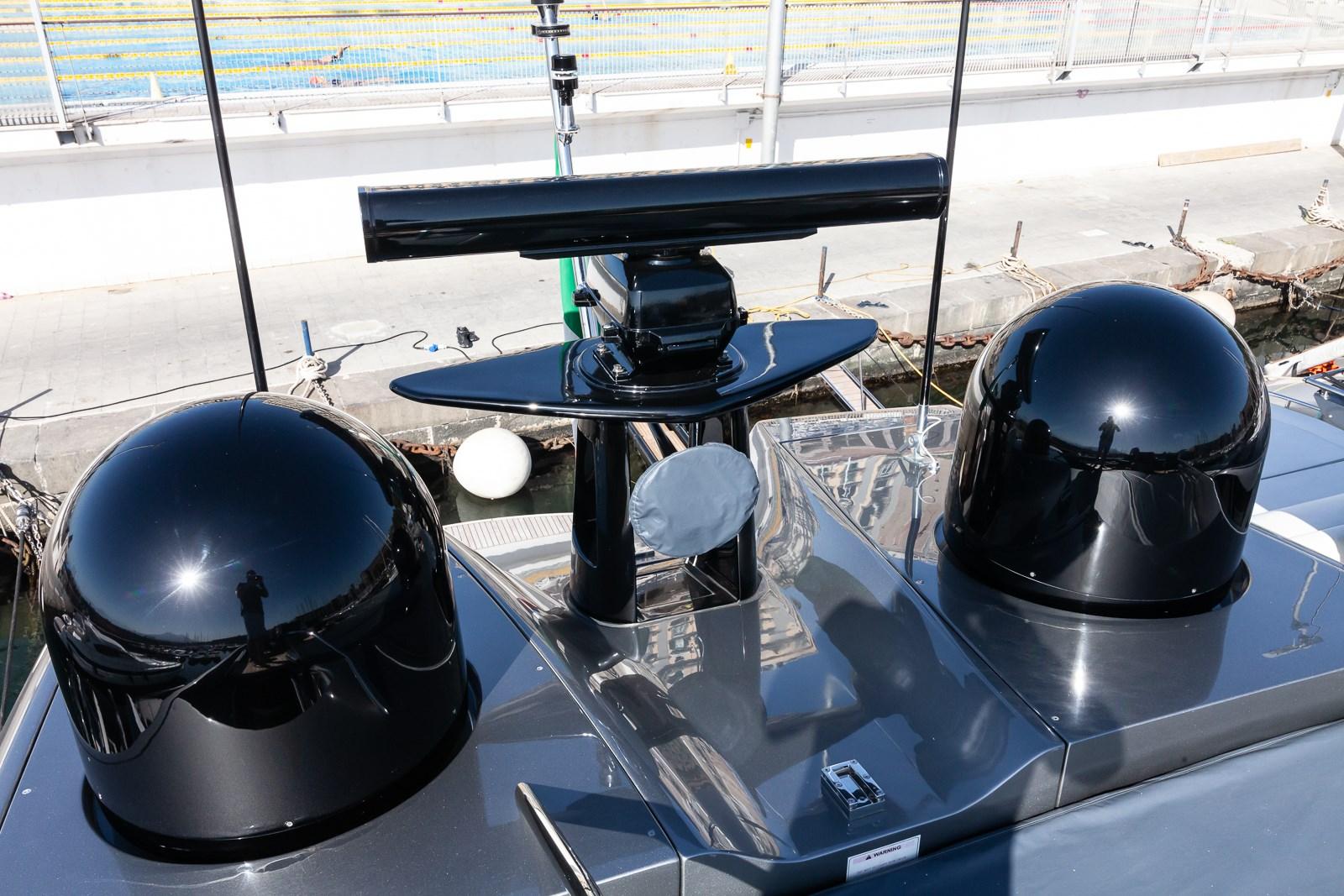 pershing Pershing 82