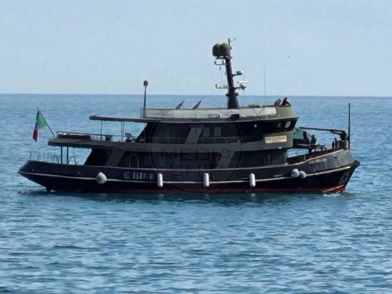 benetti Tugboat