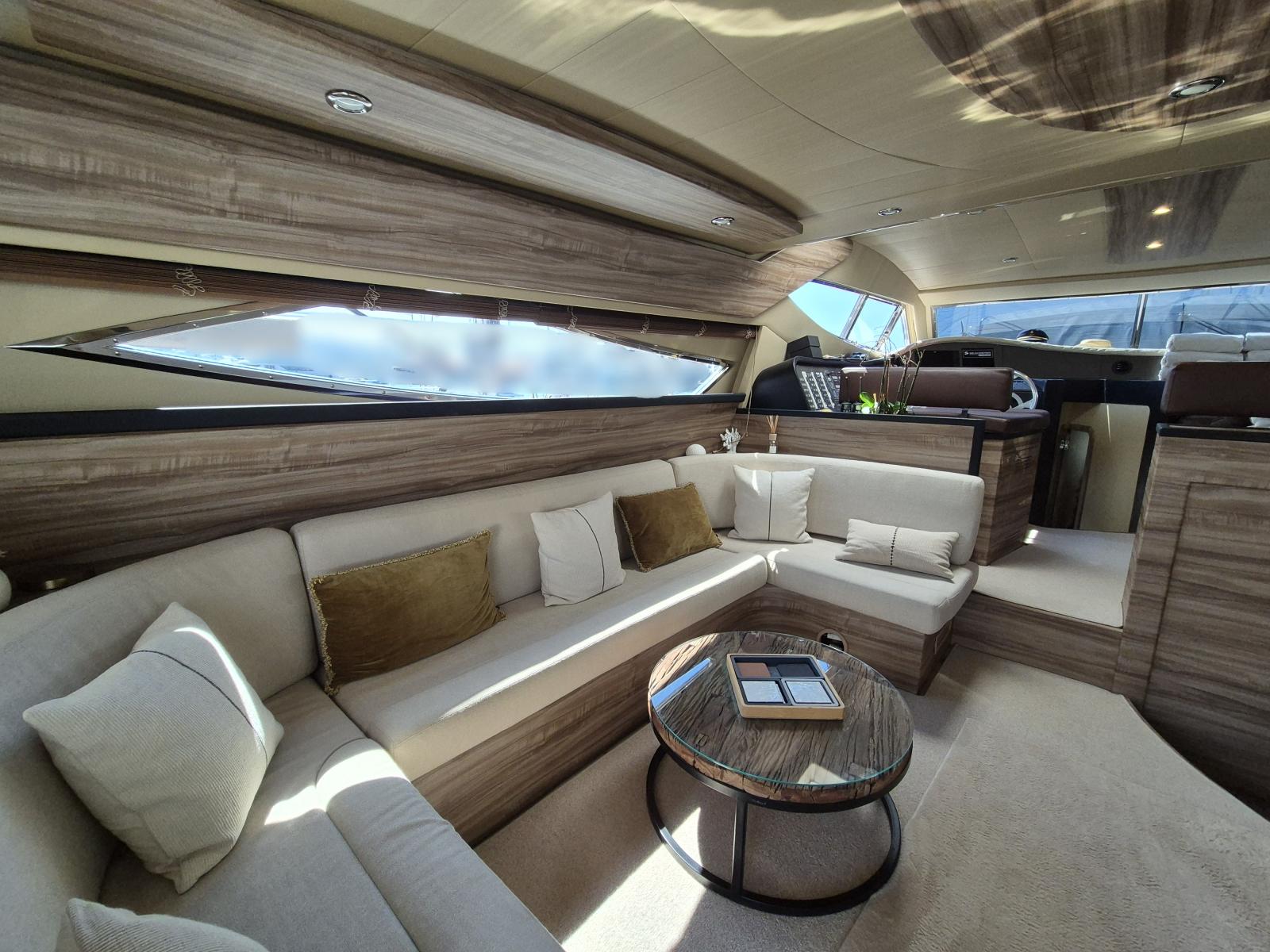 ferretti yachts 620