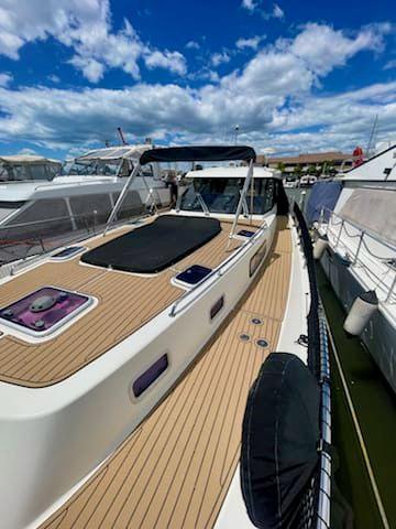 delphia Escape 1350