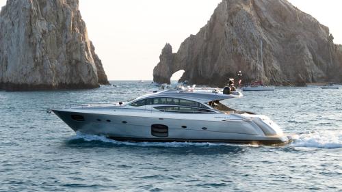 Pershing 74