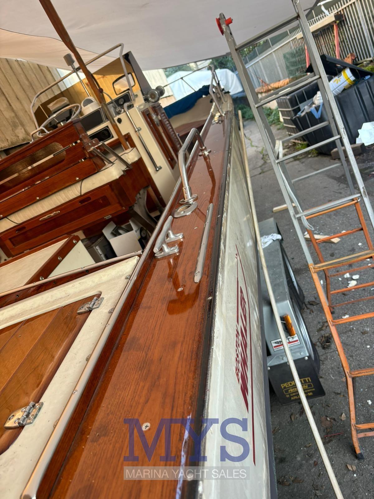 boston whaler 22 outrage