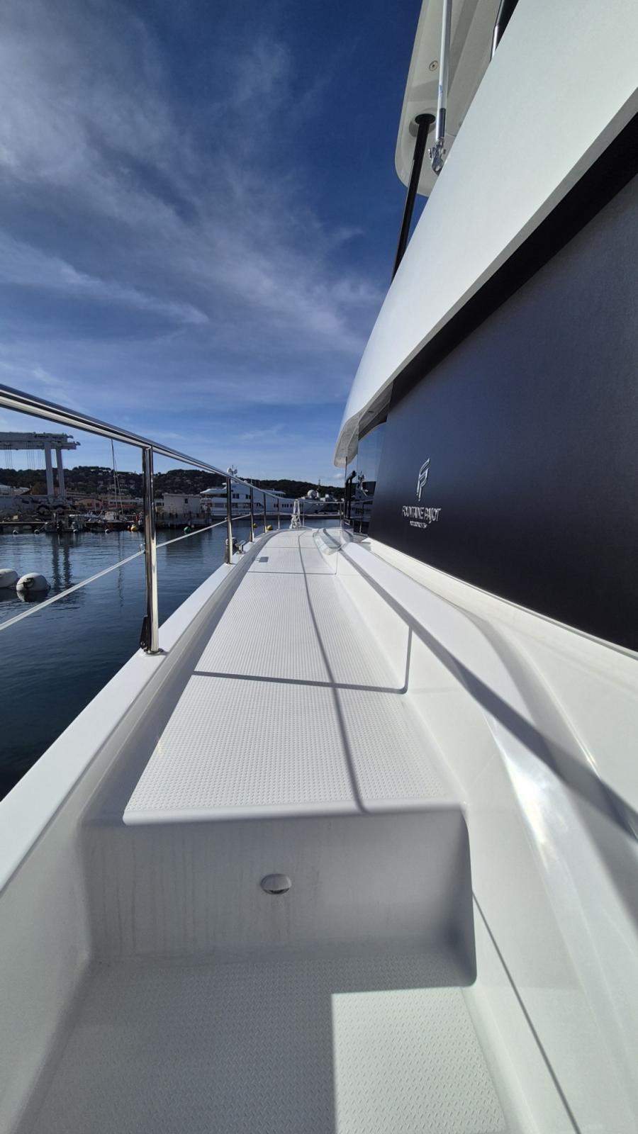 fountaine pajot My 6