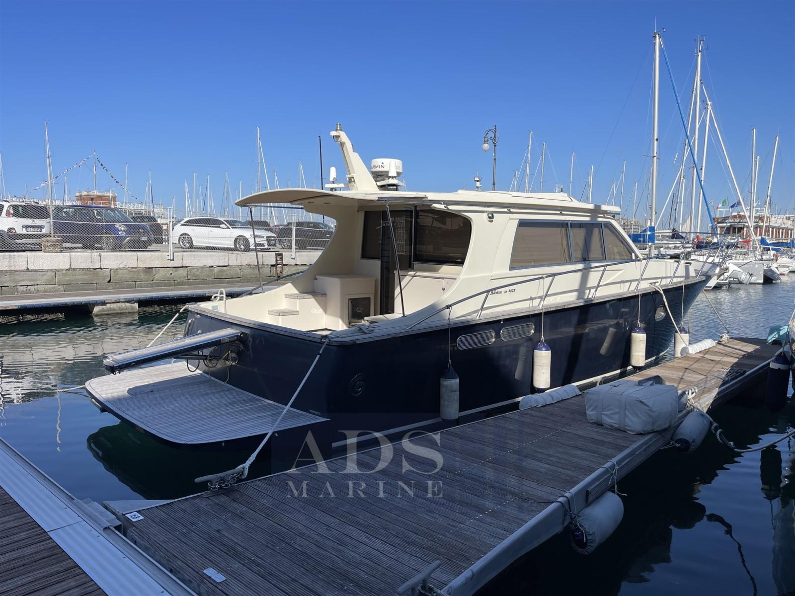 solare 43 lobster