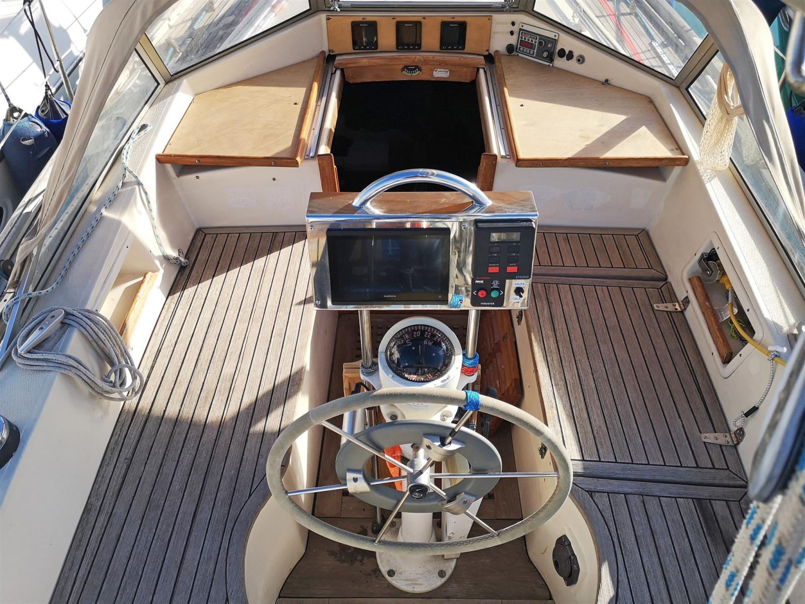 hallberg rassy Hr 352