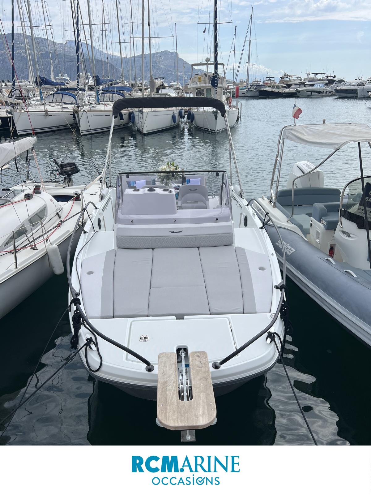 beneteau Flyer 7 sundeck