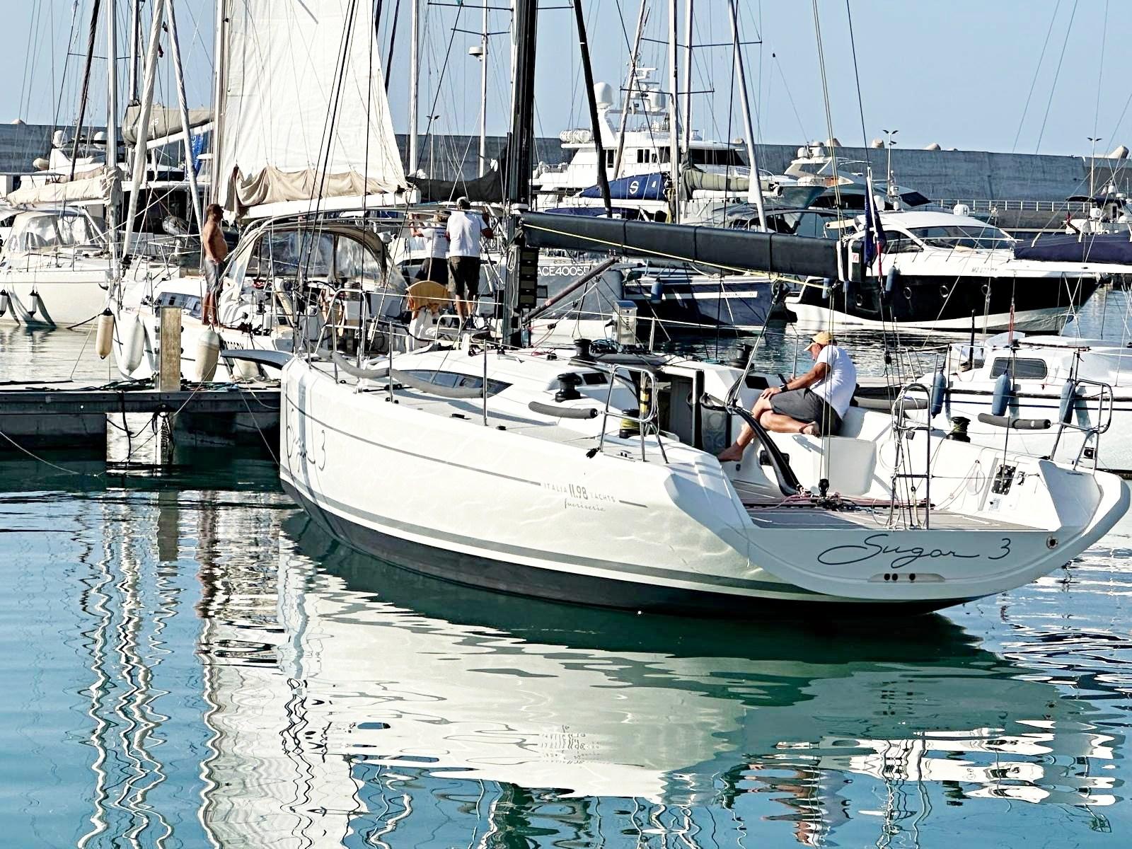 italia yachts Italia 11.98
