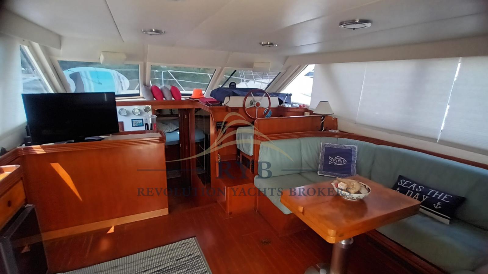 uniesse marine 42 fly