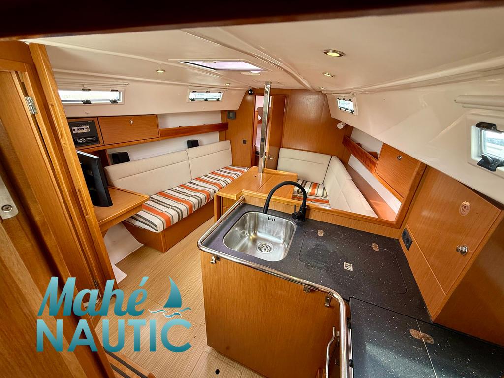bavaria yachts 32 cruiser