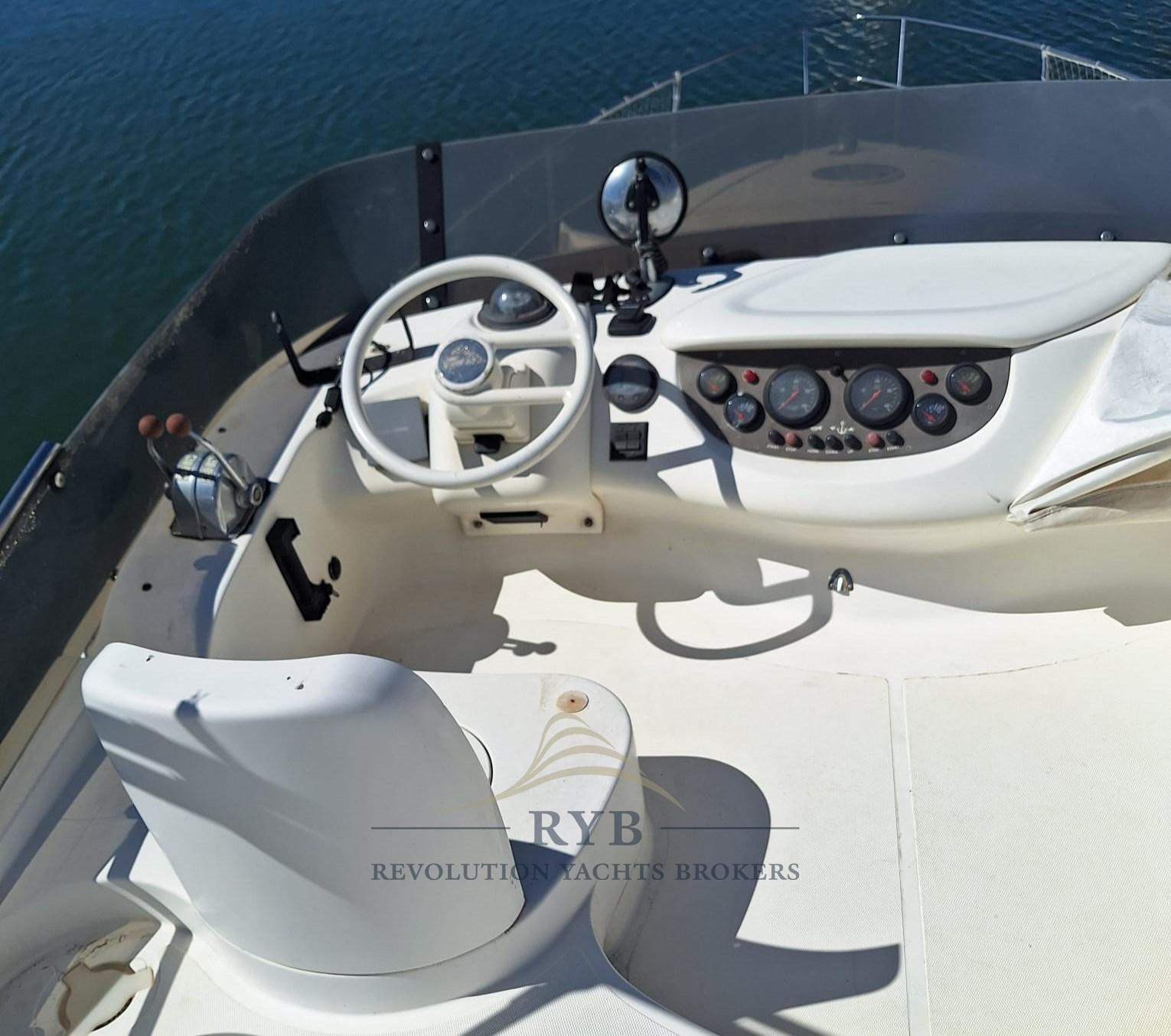 azimut 39