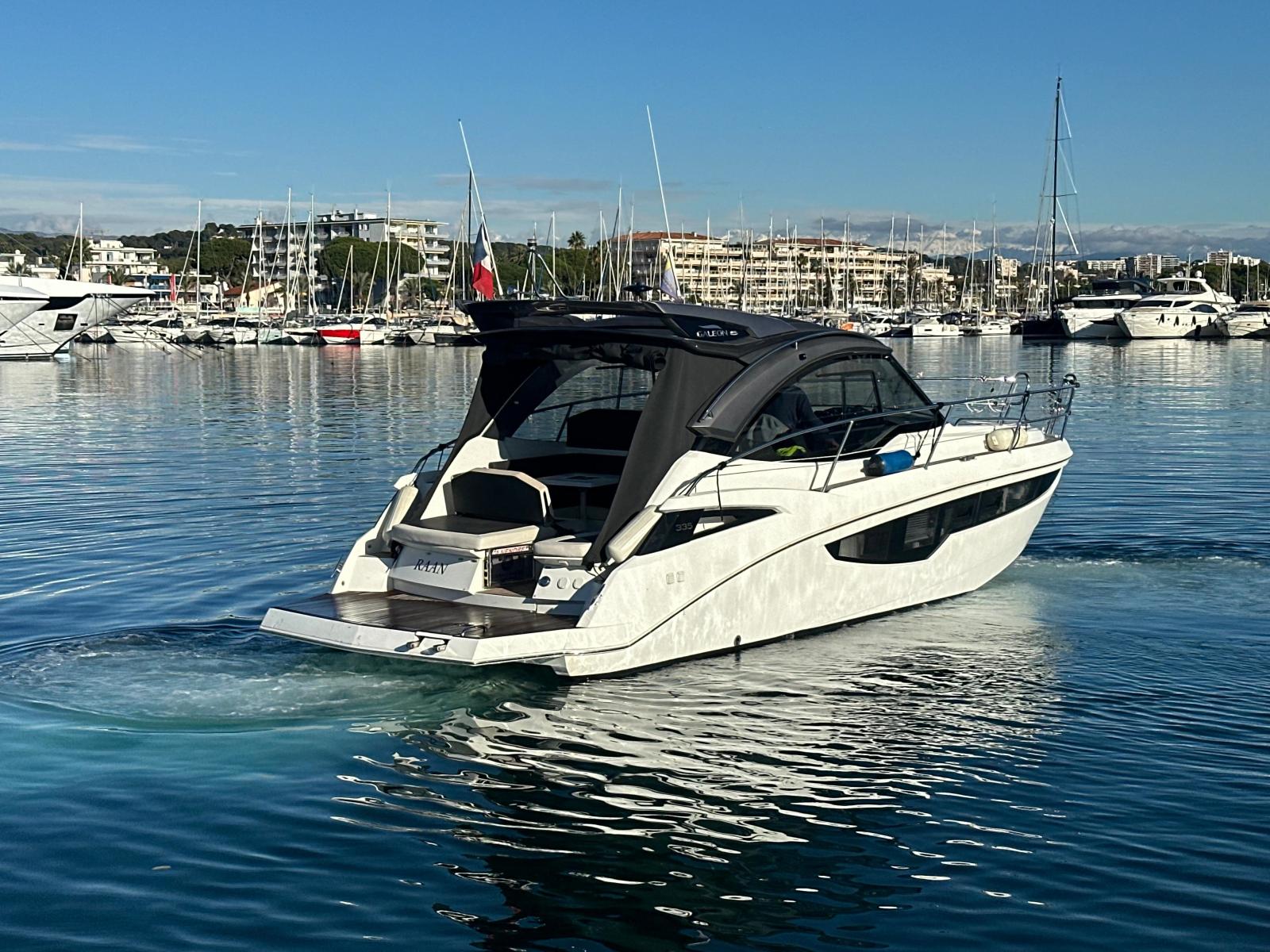 galeon 335 hts