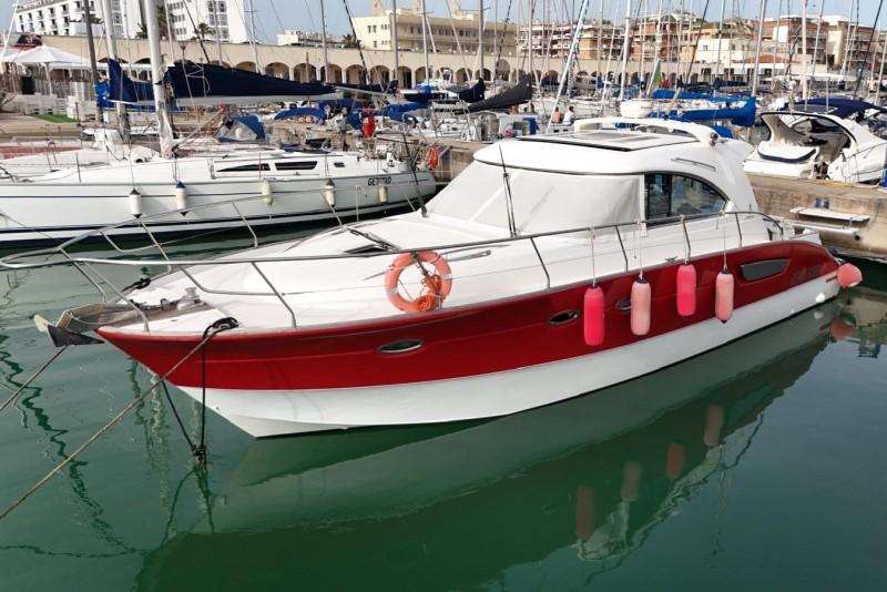 beneteau Flyer 12 cabin