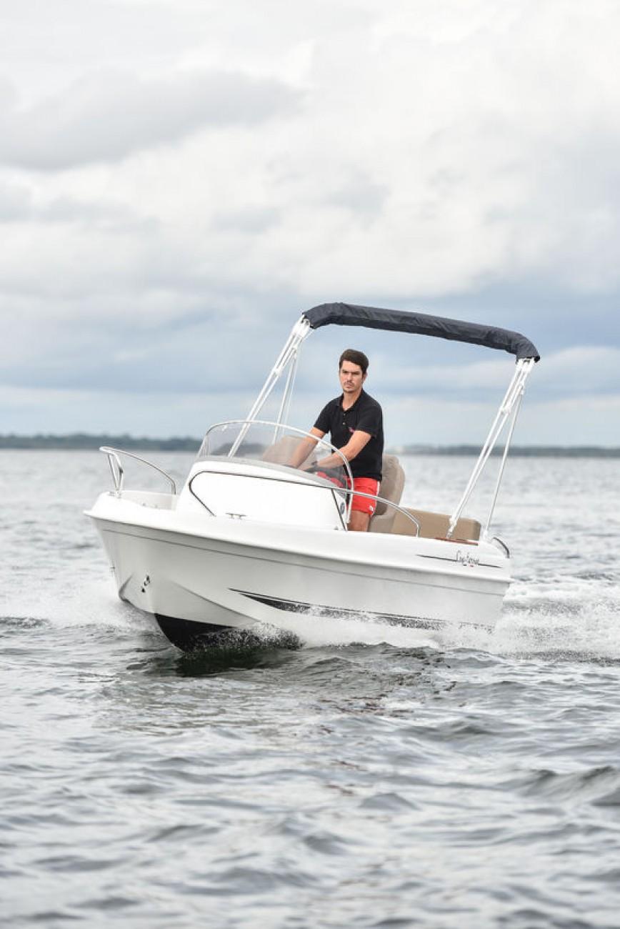 b2 marine Cap ferret 472 sun deck