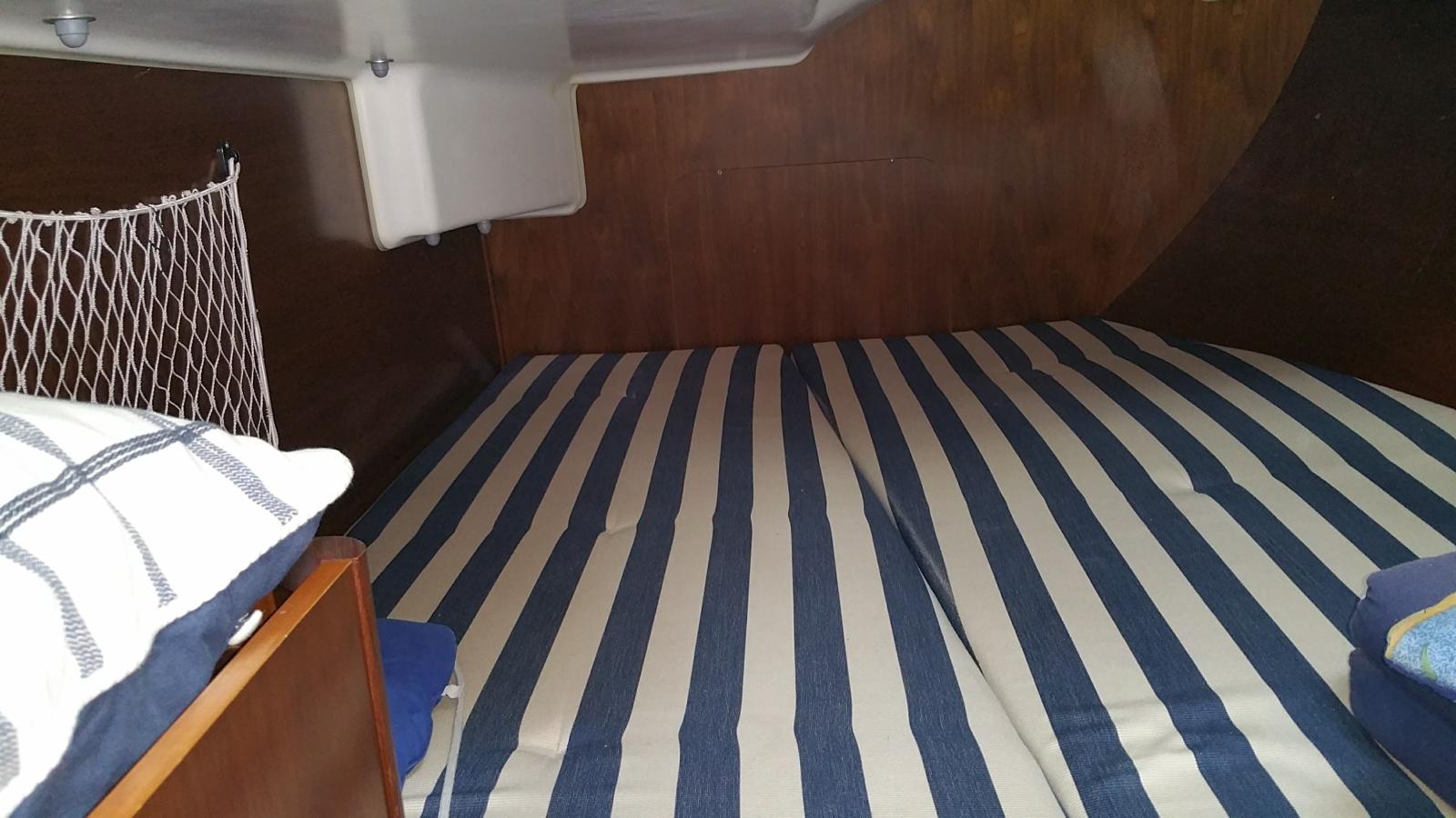 beneteau Oceanis 411