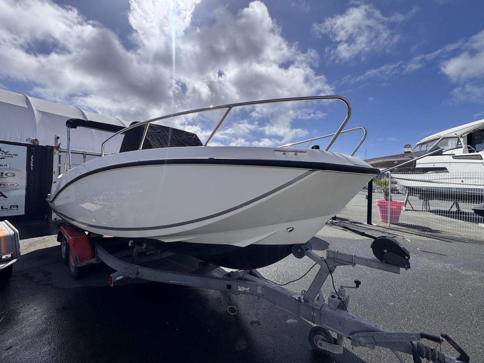 quicksilver 675 activ open