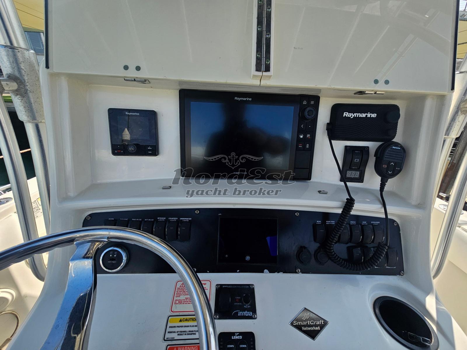 boston whaler 240 outrage