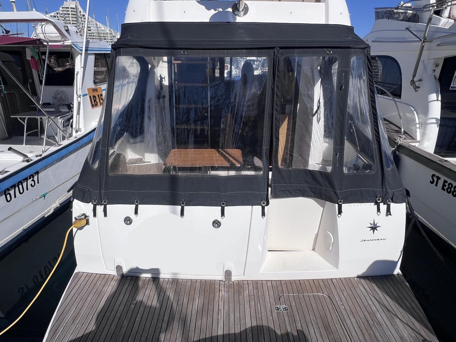 jeanneau Merry fischer 10