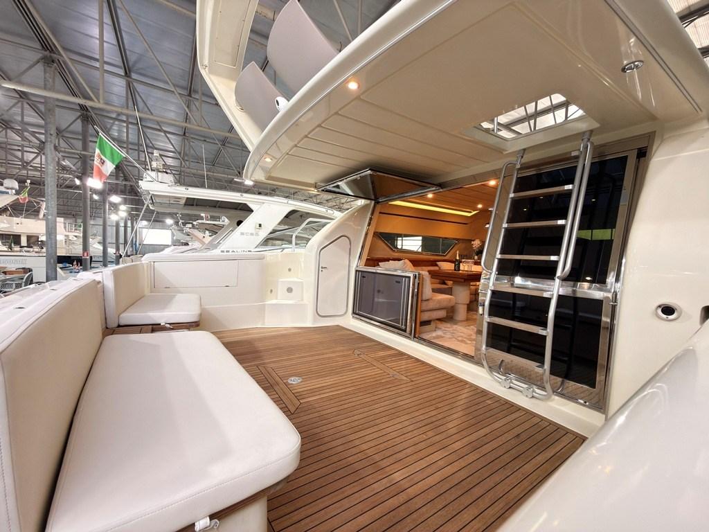 ferretti yachts 165 fly - refit 2024/25