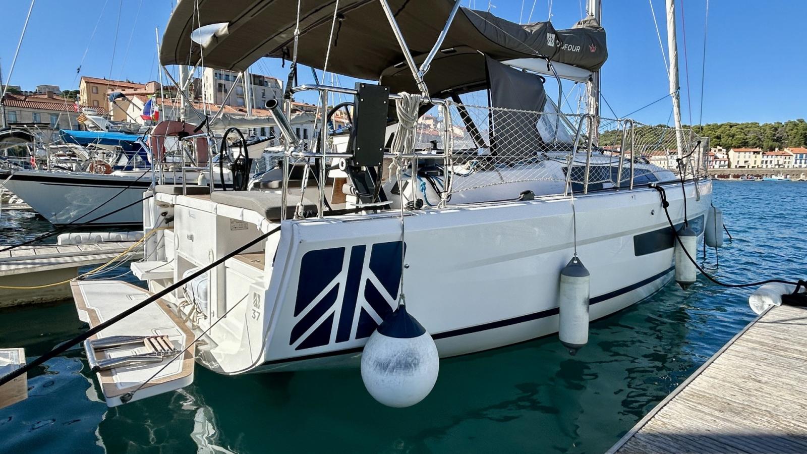 dufour 37