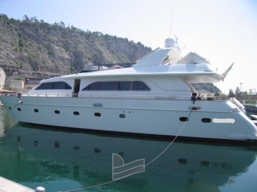 Costruzioni navali santa margherita ligure santa 24 fly