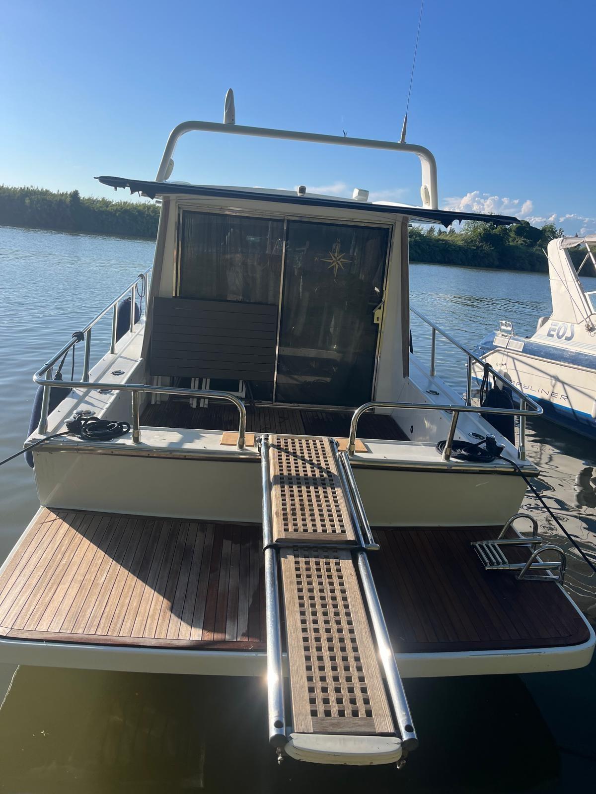 dellapasqua Dc 9 cabin